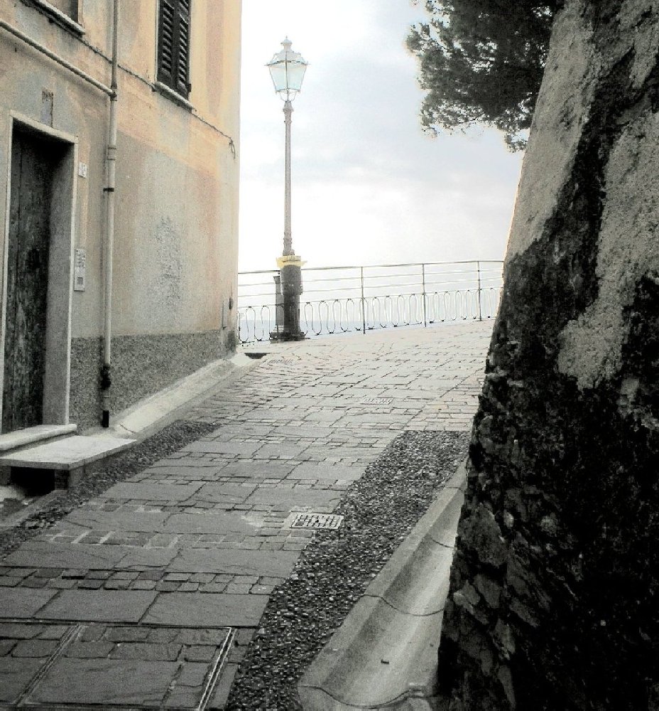photo "a corner in Bogliasco , Italy" tags: architecture, landscape, 