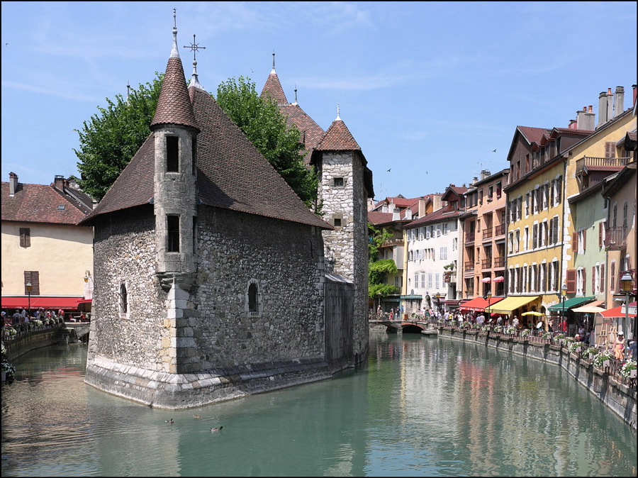 photo "A ship of stone" tags: architecture, travel, landscape, Europe