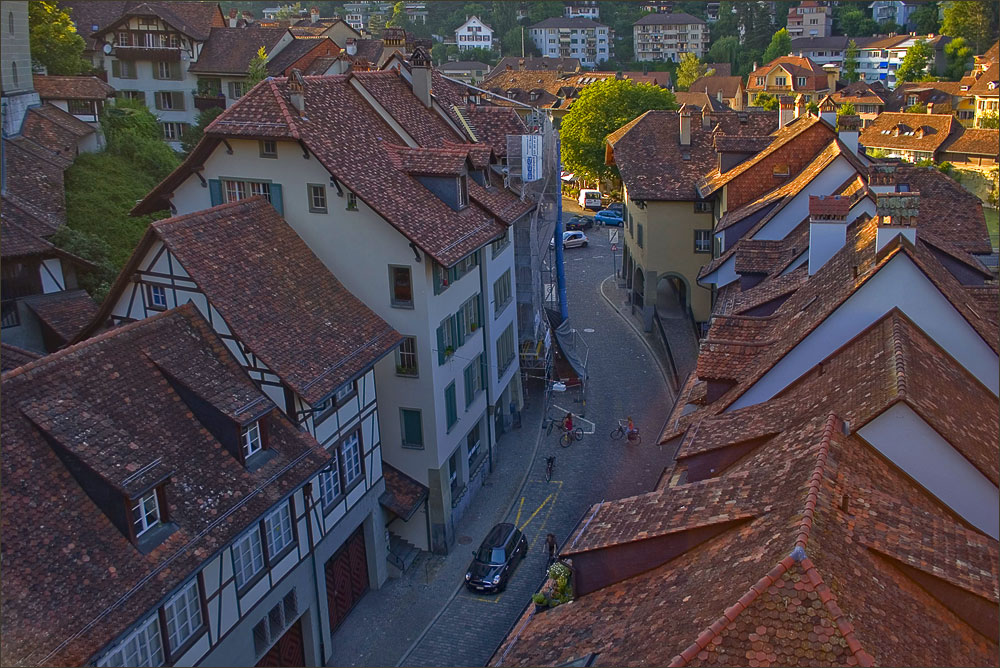 photo "street with tiled roofs .." tags: architecture, travel, landscape, Europe