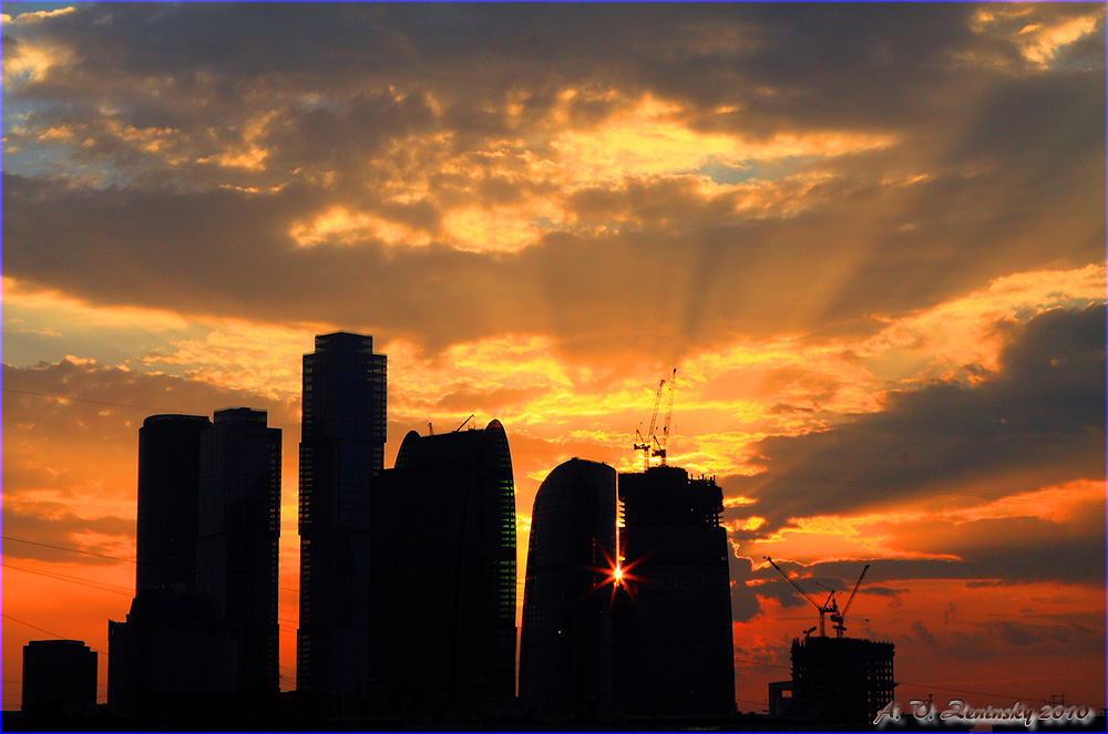 photo "Sunset in the City" tags: landscape, travel, Europe, sunset