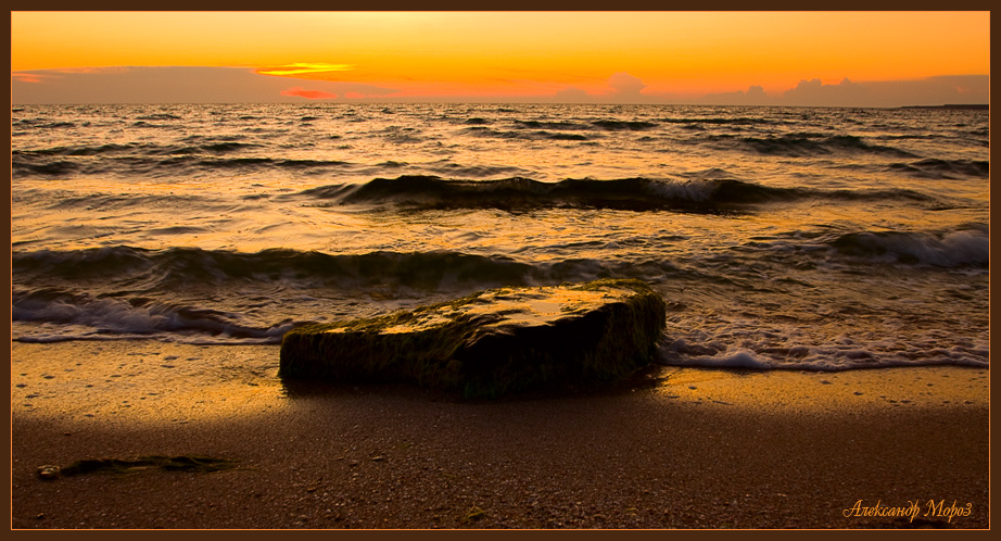 photo "крым тарханкут море берег волны камни песок солнце вечер горизонт" tags: landscape, 