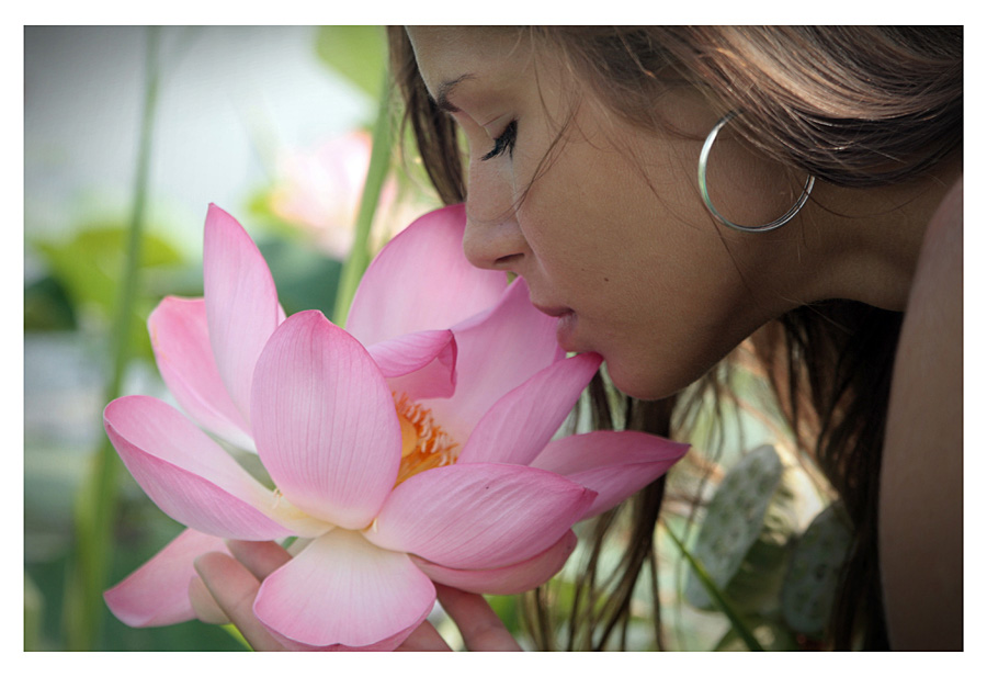 photo "***" tags: portrait, nature, flowers, woman