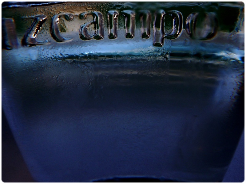 photo "cruzcampo" tags: macro and close-up, abstract, 