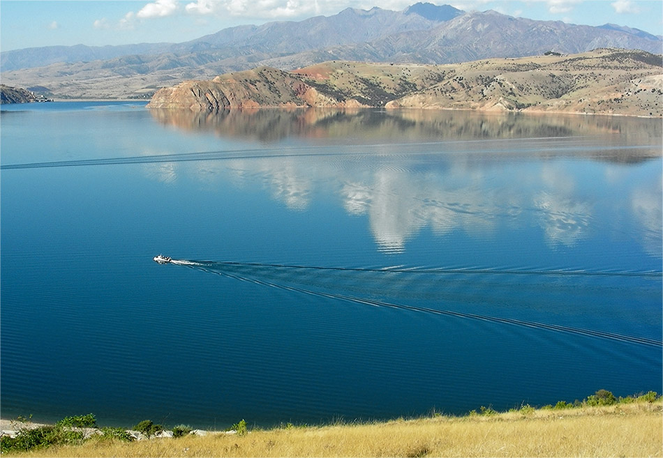 photo "TAIL OF SUMMER" tags: landscape, autumn, mountains