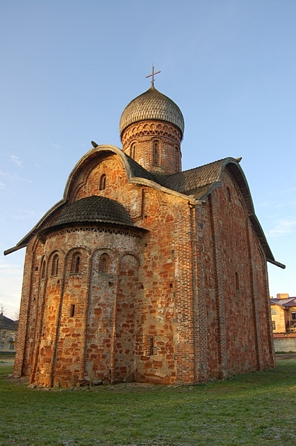 фото "Великий Новгород. Церковь Петра и Павла в Кожевниках. 1406г." метки: архитектура, пейзаж, 