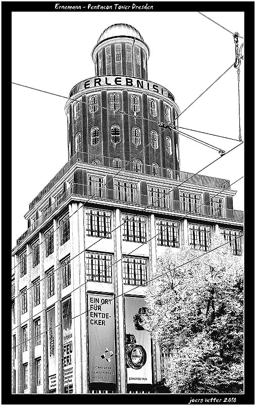 photo "ERNEMANN/PENTACON TOWER" tags: city, 