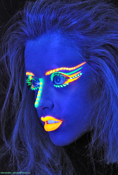 photo "Neon" tags: portrait, woman