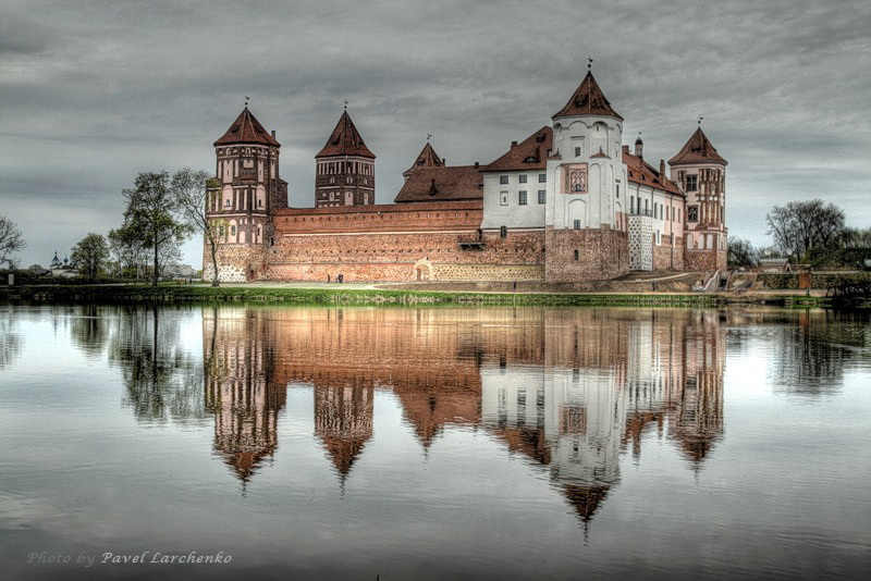 photo "Mir" tags: architecture, travel, landscape, Europe