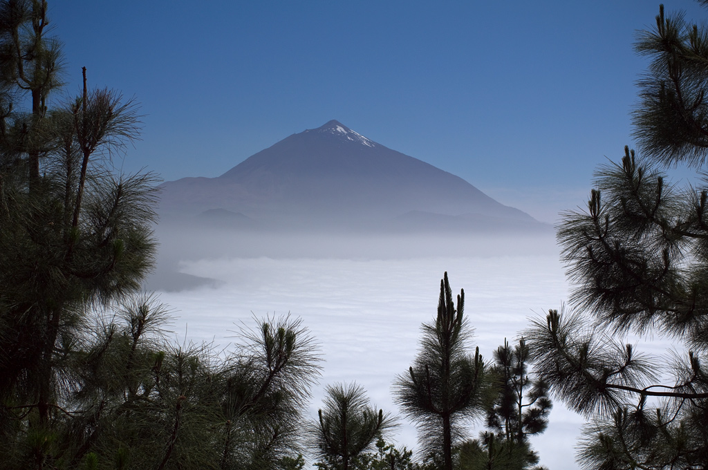 photo "***" tags: landscape, clouds, mountains