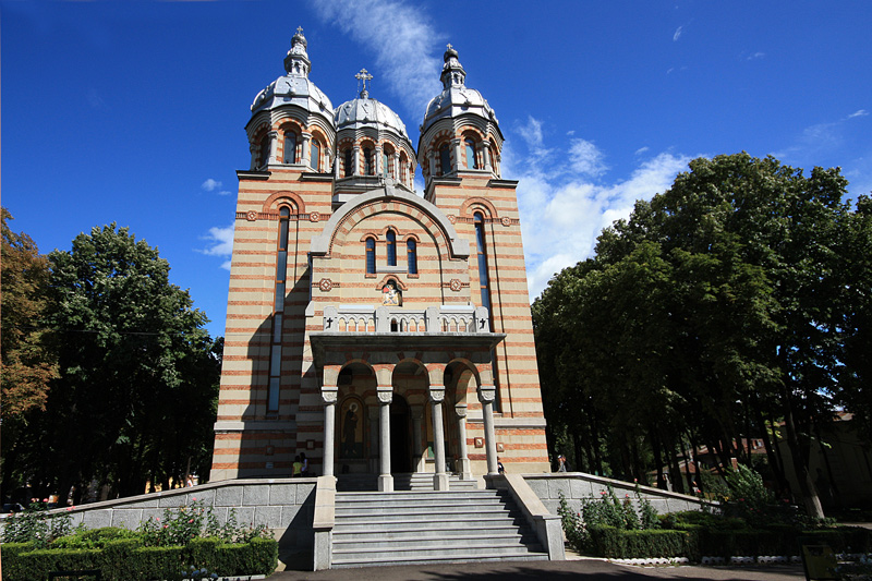 photo "Greatness and harmony / Bеличие и гармонию" tags: architecture, city, Church, parks