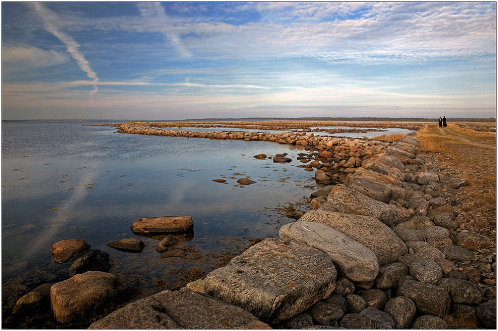 photo "Way of pilgrims" tags: landscape, travel, Europe, water