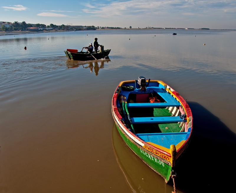 photo "RIVER BOATS" tags: landscape, reporting, water