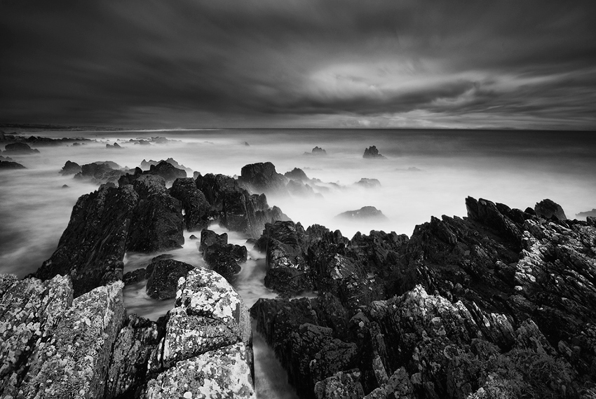 photo "Turbulent Shore" tags: landscape, 