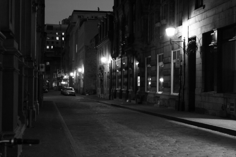 фото "Lonely Laneway" метки: черно-белые, город, 