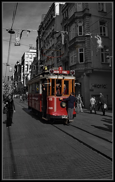 фото "Стамбул. Улица Истиклаль" метки: черно-белые, 