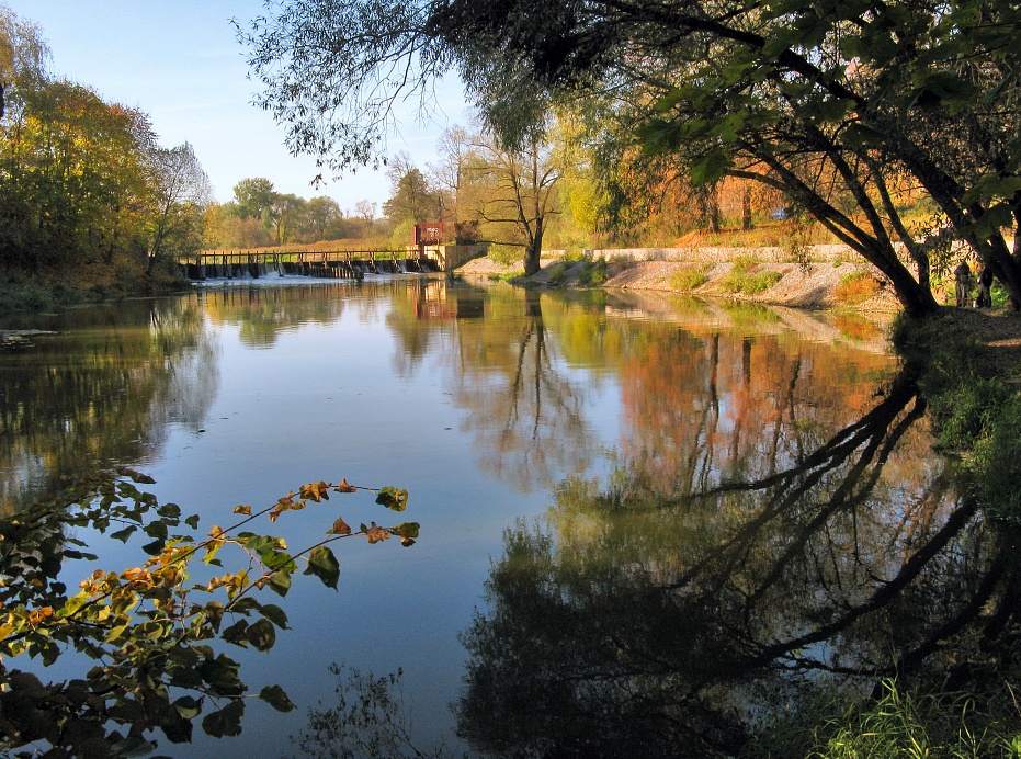 photo "River Nara in October" tags: landscape, autumn, water