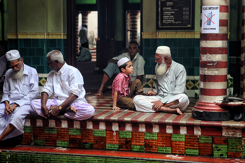 photo "Well? And you? What do you think ...?" tags: reporting, travel, 
