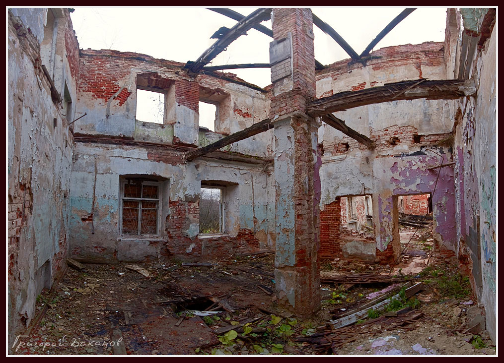 photo "Requiem" tags: architecture, landscape, 