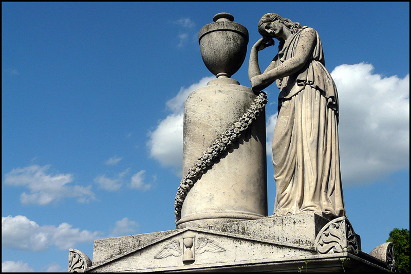 фото "Eternal Remembrance / Вечная память" метки: архитектура, разное, statue, небо