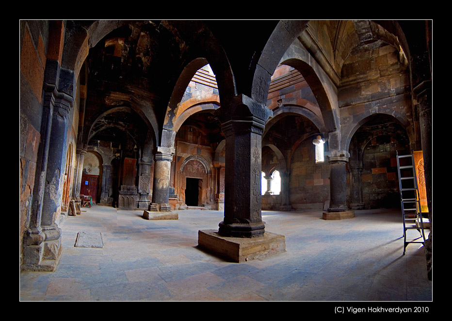 photo "Hovhanavank indoor" tags: travel, interior, 