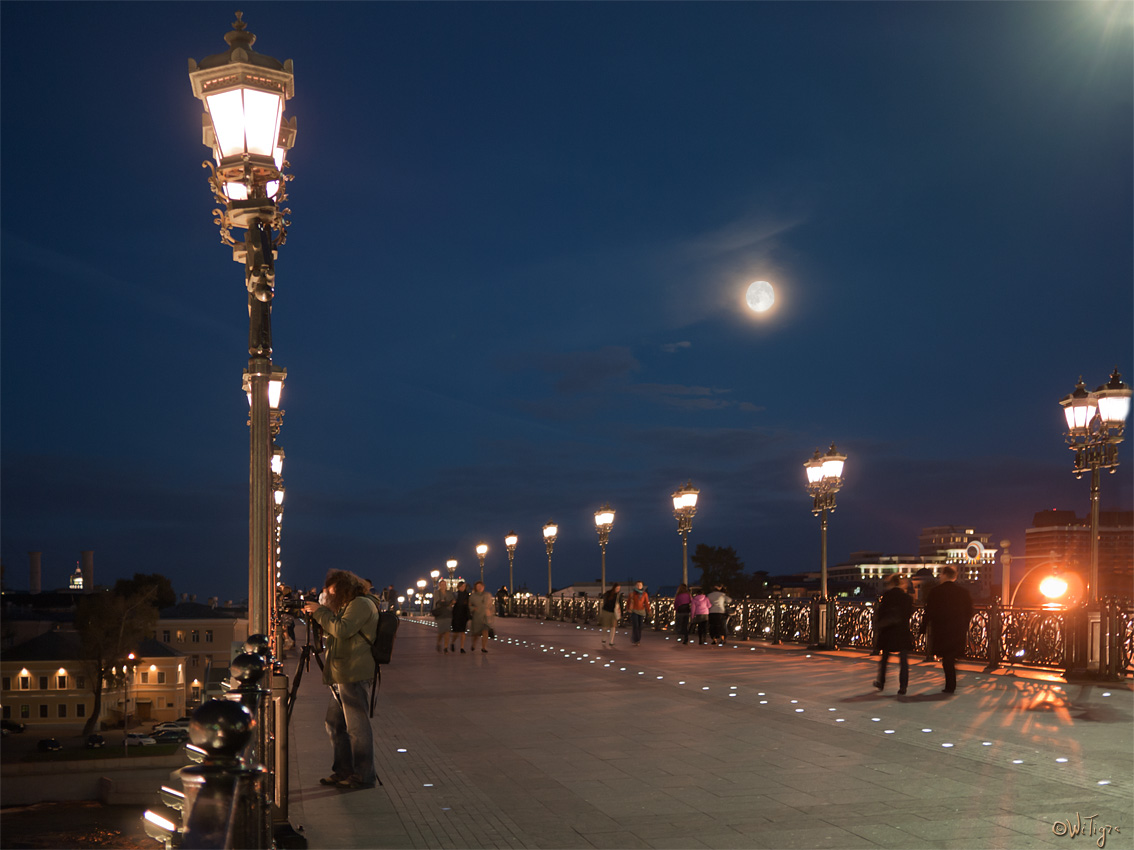 photo "Evening at the Patriarchal Bridge" tags: city, 