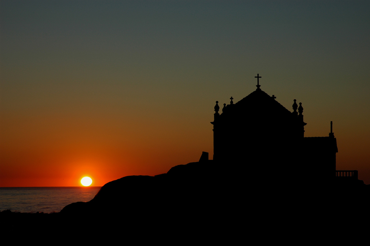 photo "Portugal - sunset with church" tags: travel, Europe