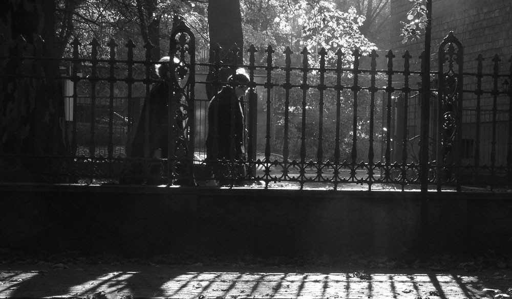 photo "***" tags: black&white, city, 