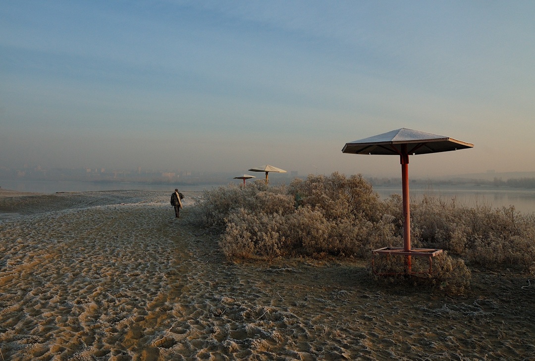 photo "The Beach. November." tags: landscape, sunset, winter