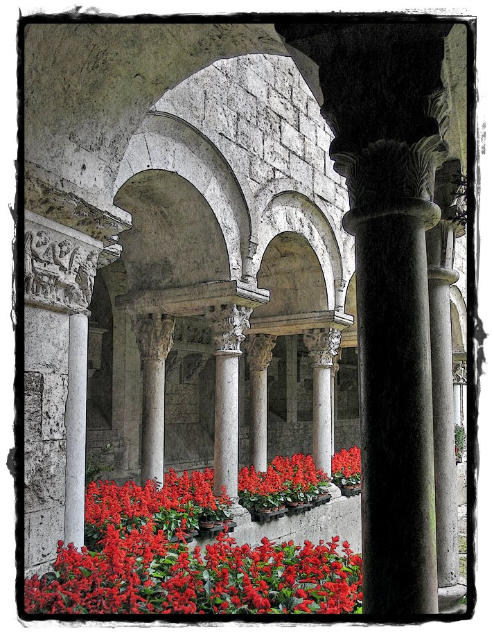 photo "in a Catholic convent" tags: architecture, travel, landscape, Europe