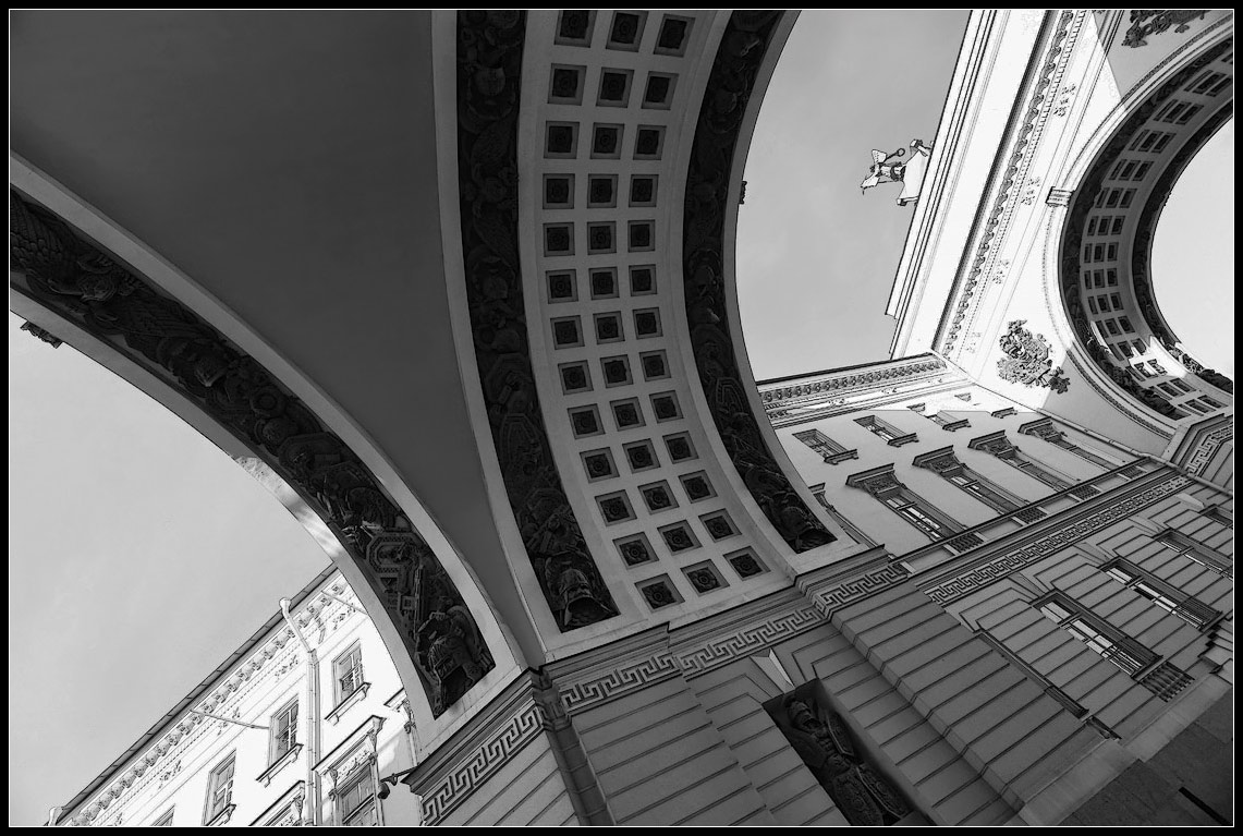 photo "Arch Palace Square" tags: architecture, city, landscape, 