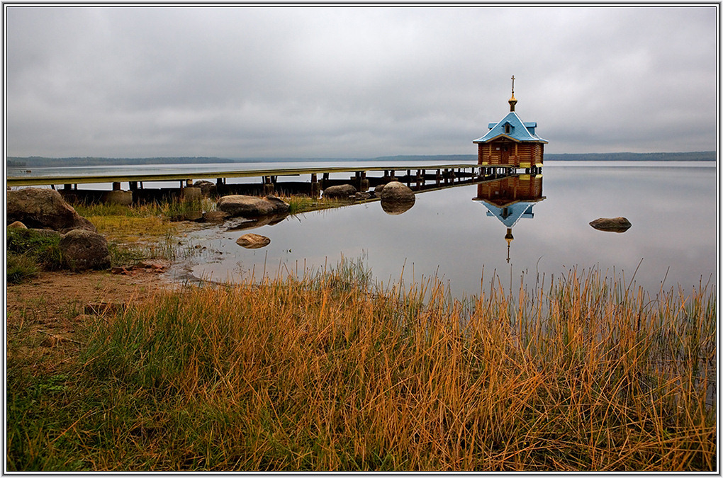 photo "Sacred Ioann Predtecha's chapel" tags: landscape, architecture, water