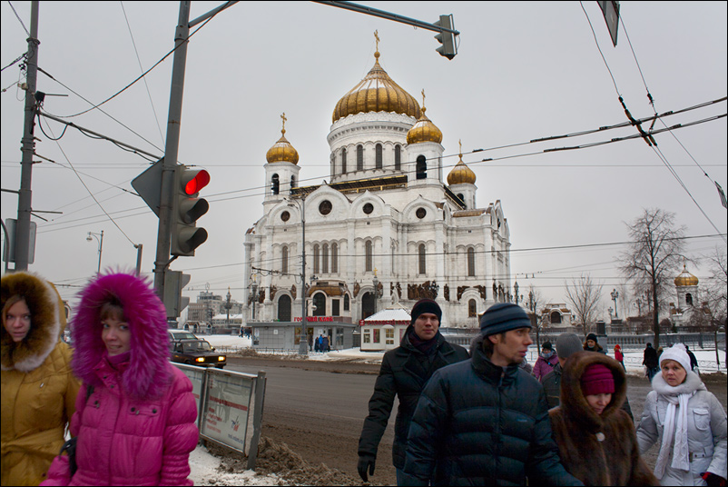 photo "crossing" tags: street, genre, city, 