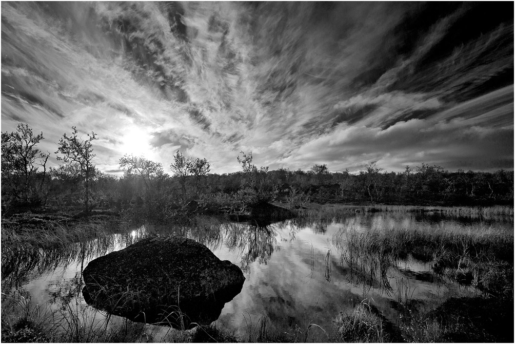 photo "***" tags: landscape, black&white, sunset