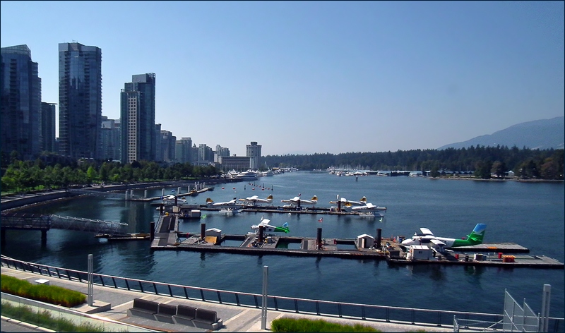 photo "A queue to Victoria." tags: landscape, travel, North America, water