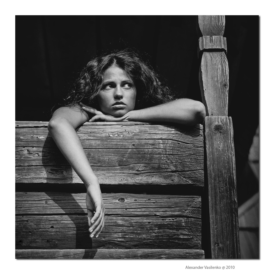 photo "Alternative views..." tags: portrait, genre, woman