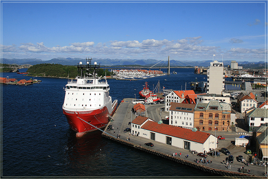 photo "Leaving Stavanger" tags: landscape, travel, Europe