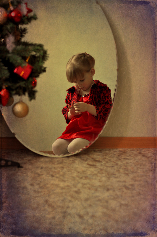 photo "Through the looking-glass" tags: portrait, genre, children