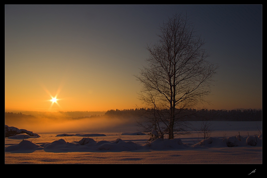 photo "falling asleep in the mist" tags: landscape, winter