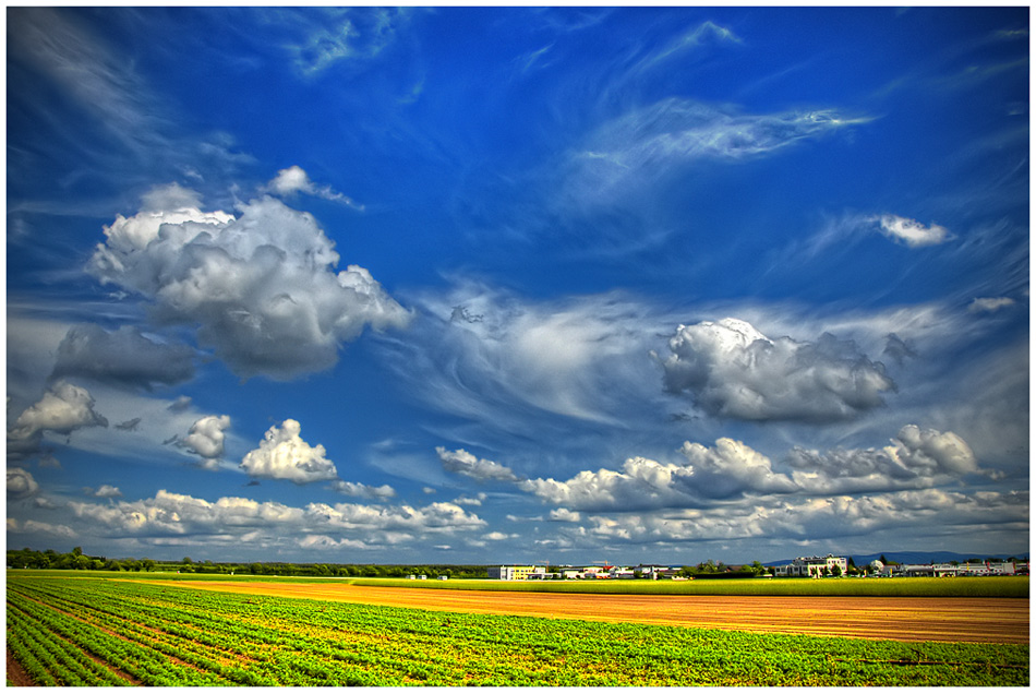 photo "Die wunder Wolken" tags: landscape, clouds