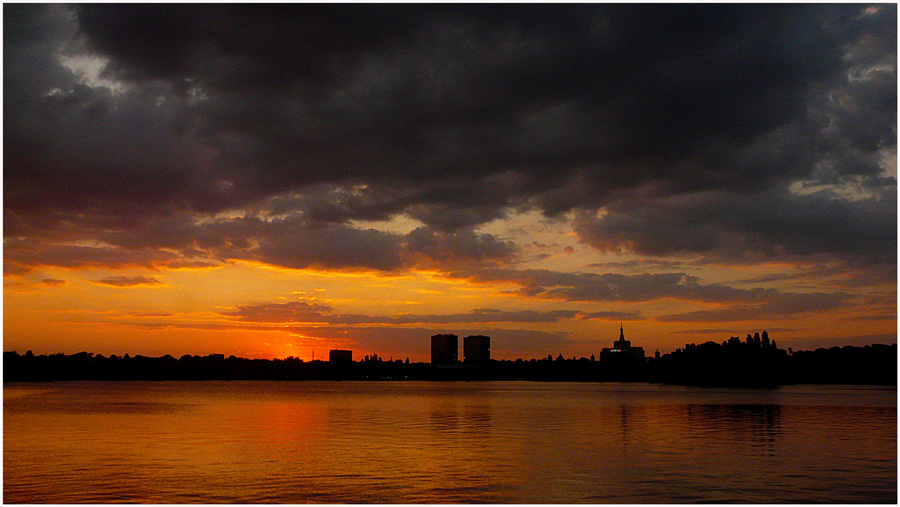 photo "Silhouettes in the sunset / Силуэты в закате" tags: landscape, summer, sunset