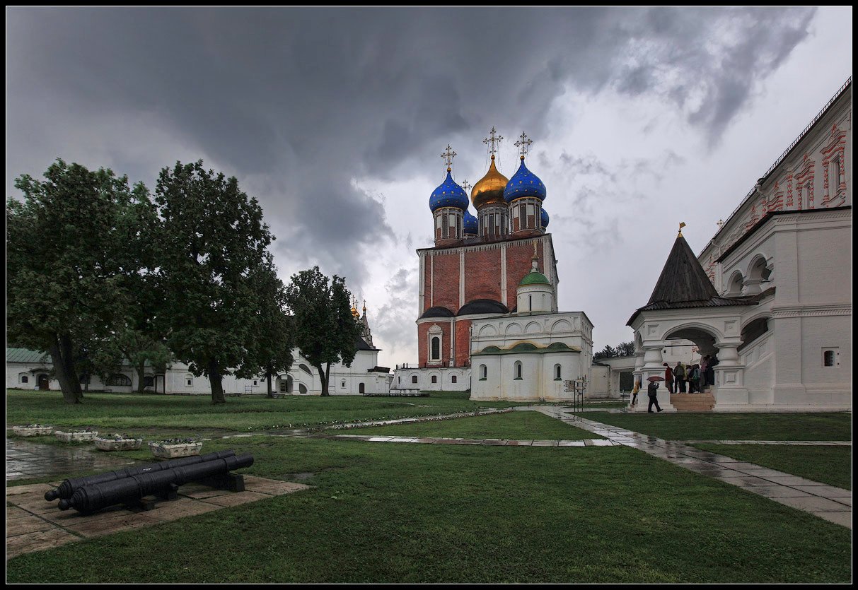 photo "Ryazan. Kremlin. Rain 2" tags: architecture, travel, landscape, 
