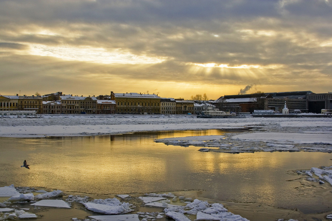 photo "January sun" tags: architecture, city, landscape, 