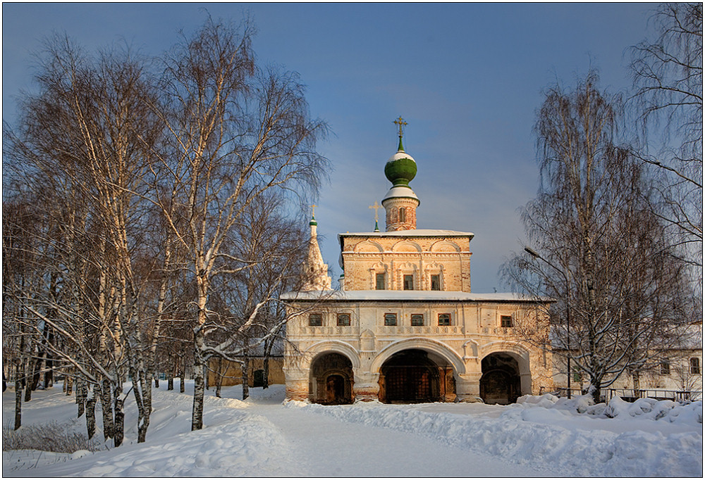 фото "Владимирская надвратная церковь" метки: архитектура, пейзаж, зима