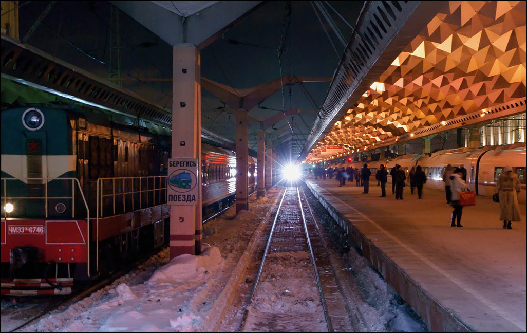 Московский вокзал Санкт-Петербург платформы. Перрон Московского вокзала СПБ.