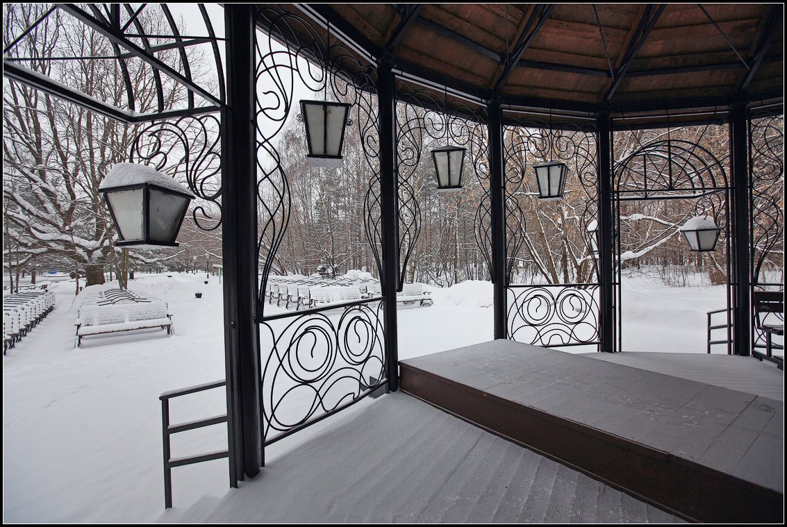 фото "в ожидании зрителей" метки: архитектура, пейзаж, зима