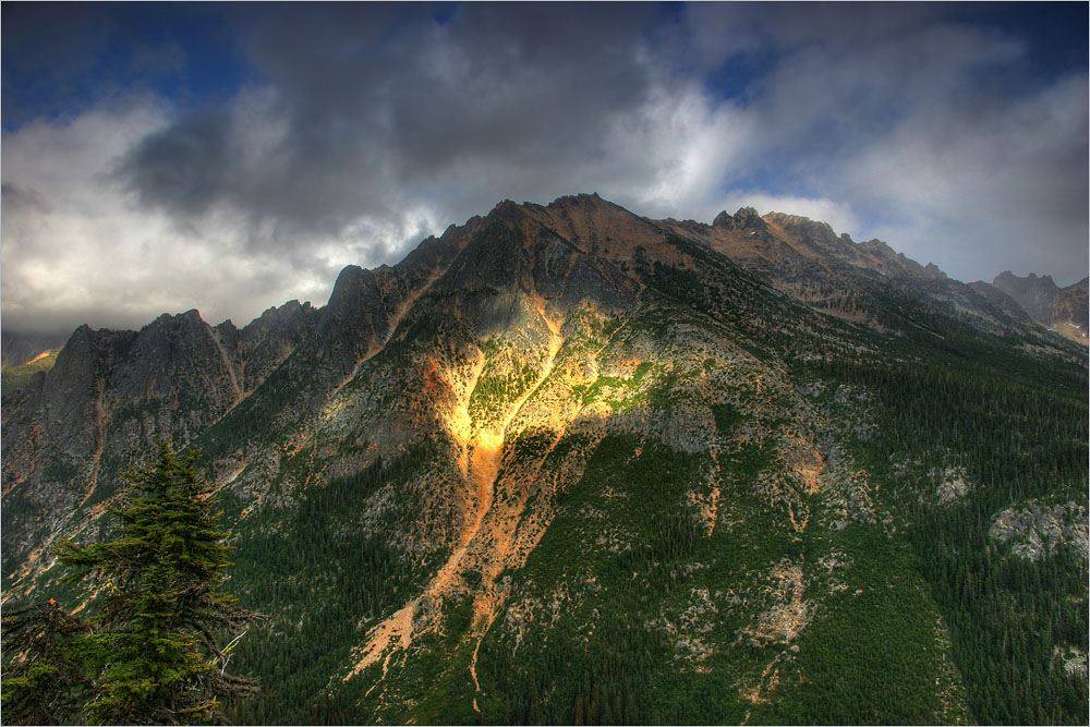 photo "Sun beam..." tags: landscape, travel, mountains