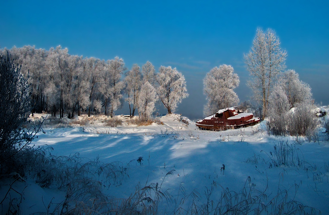 photo "Lost in the snow..." tags: landscape, technics, winter