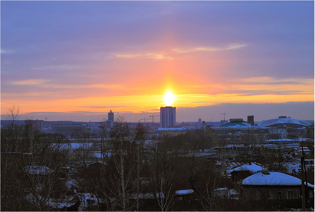 photo "Candle of the city" tags: landscape, sunset