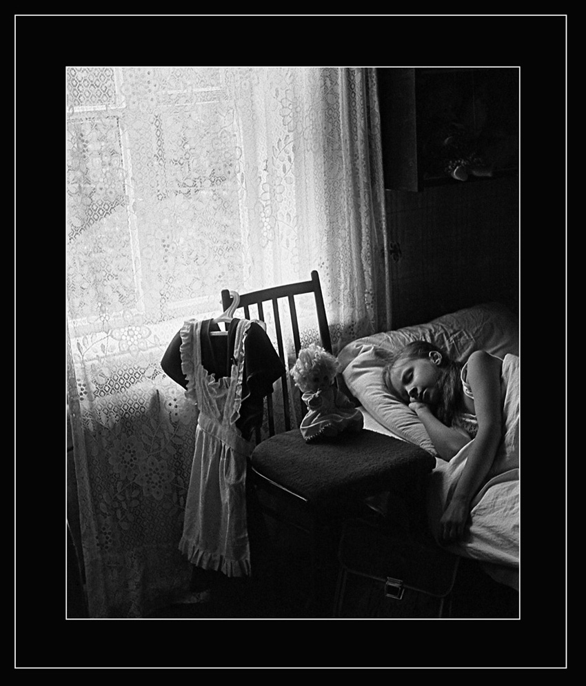 photo "***" tags: genre, black&white, 