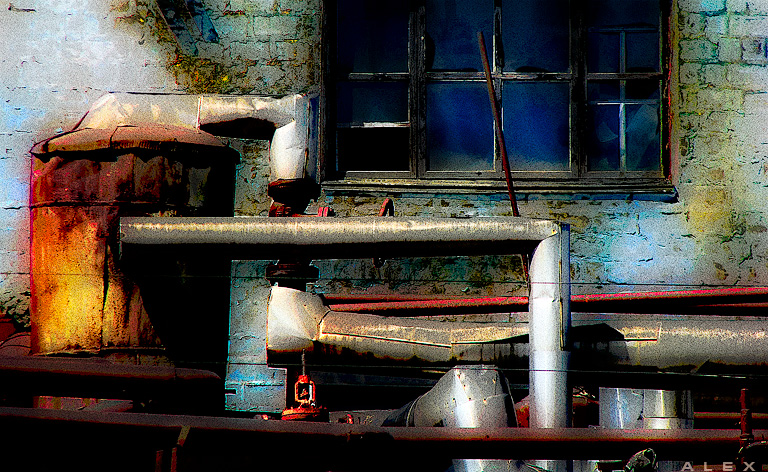 photo "Old industrial abstraction" tags: city, abstract, 